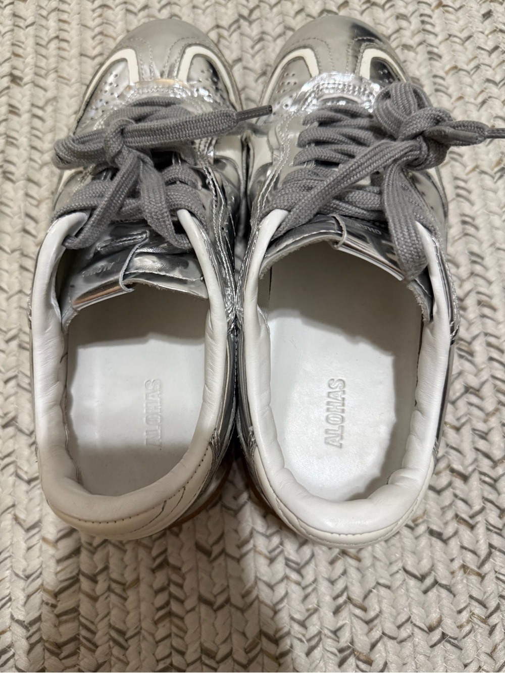 ALOHAS TB.490 Rife Shimmer Metallic Leather Sneakers in Silver Cream - Picture 9 of 12